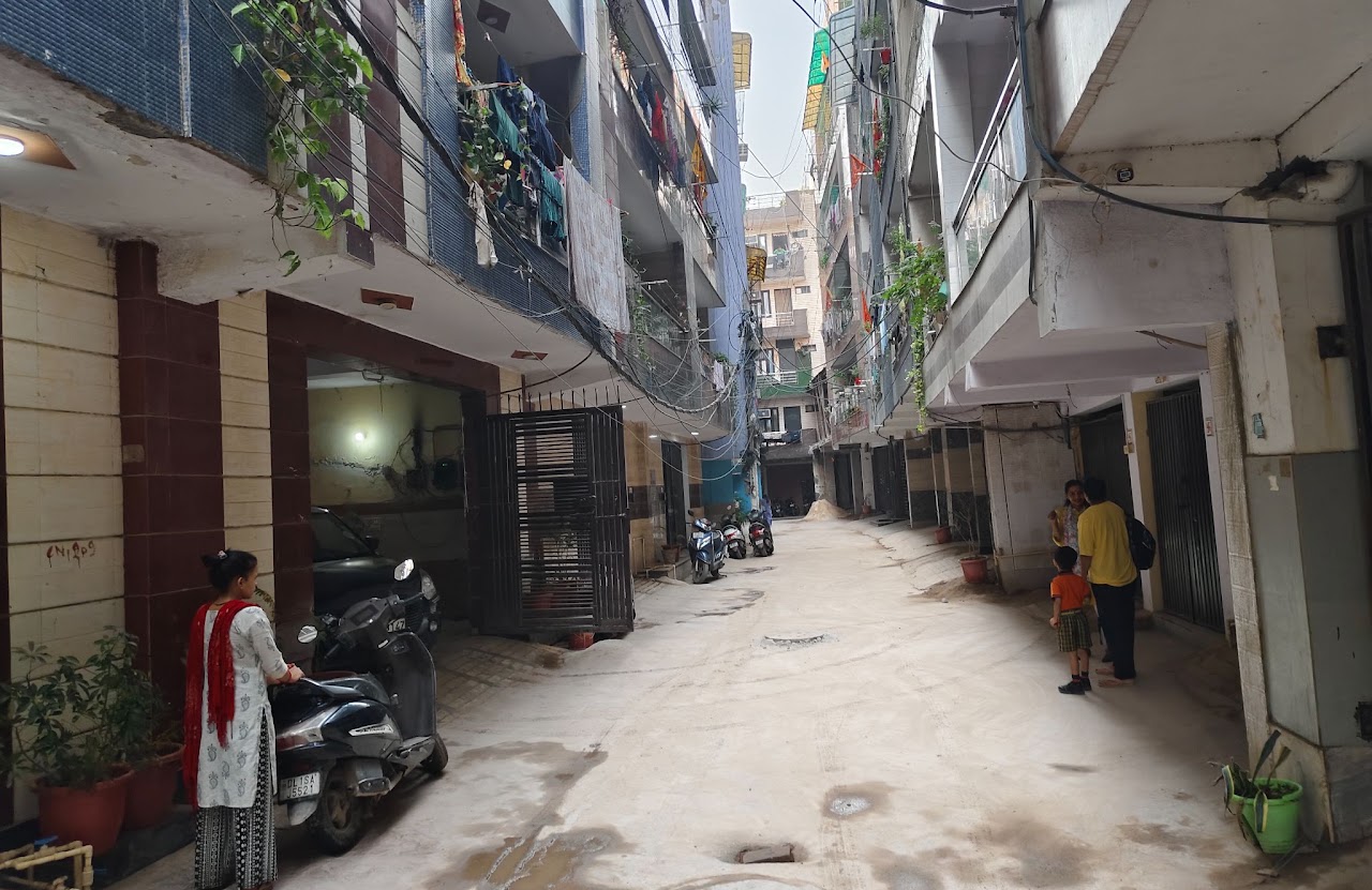 Residents of Burari Ekta Society